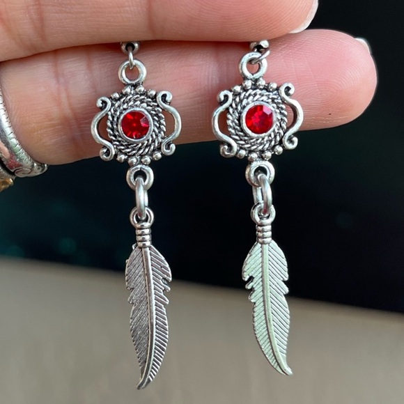 🔴 SALE ! red dot items are 2 for $25 . Bundle more than 3 and its $10 each 🙂 - Picture 3 of 9